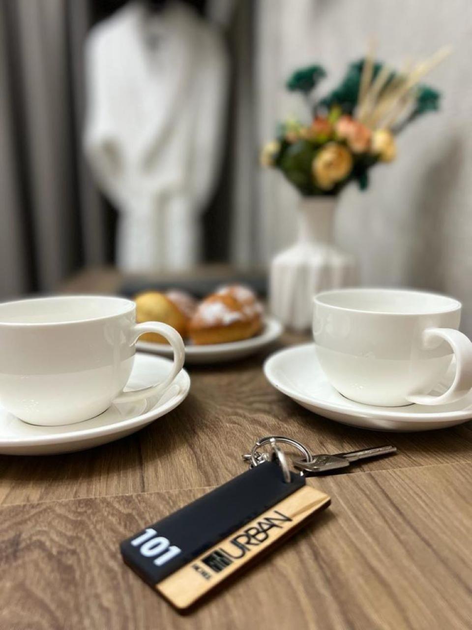 בישקק Urban Hotel מראה חיצוני תמונה